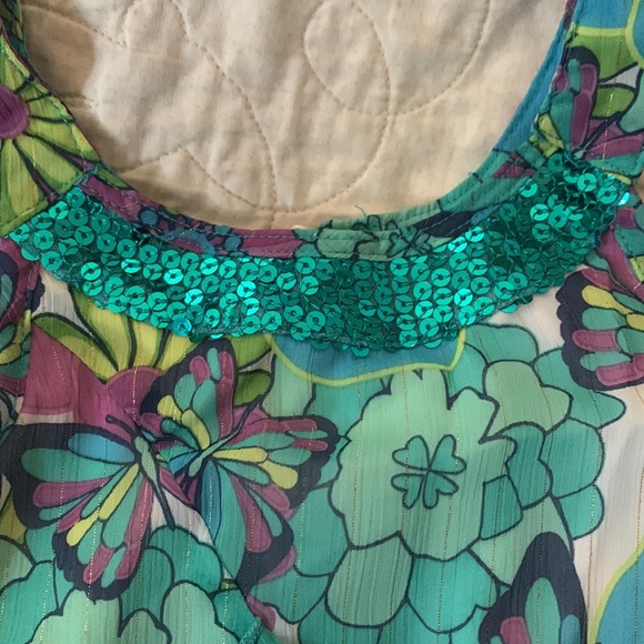 Fancy butterfly tank top - Picture 2 of 4